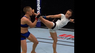 Michelle Waterson feet photo thumbnail