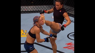 Michelle Waterson feet photo thumbnail