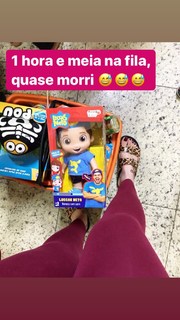 Jaqueline Mello feet photo thumbnail