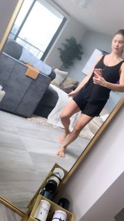 Amanda Cerny feet photo thumbnail
