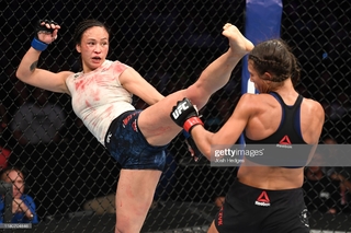 Michelle Waterson feet photo thumbnail