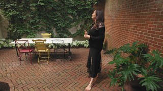 Liv Tyler feet photo thumbnail