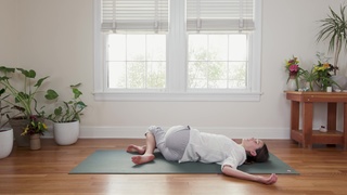 Adriene Mishler feet photo thumbnail