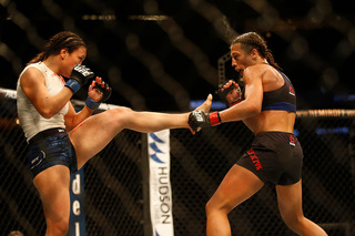 Michelle Waterson feet photo thumbnail