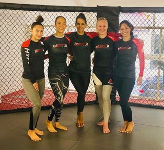 Valentina Shevchenko feet photo thumbnail