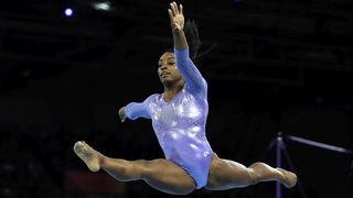 Simone Biles feet photo thumbnail