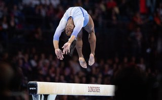 Simone Biles feet photo thumbnail