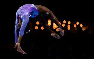 Simone Biles feet photo thumbnail