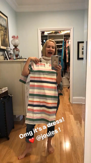 Angela Kinsey feet photo thumbnail
