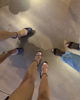 Lucy Hale feet photo thumbnail