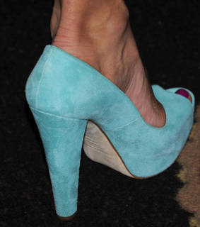 Fergie feet photo thumbnail