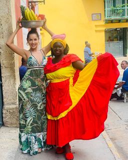 Carmen Villalobos feet photo thumbnail