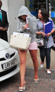 Helen Flanagan feet photo thumbnail