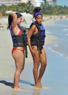 Angela Simmons feet photo thumbnail
