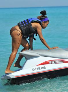 Angela Simmons feet photo thumbnail