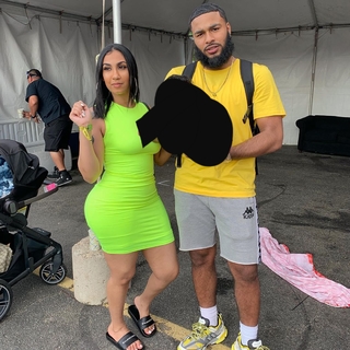 Queen Naija feet photo thumbnail
