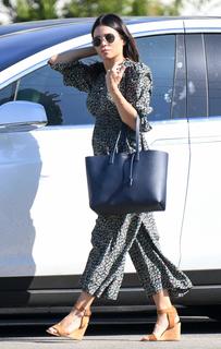 Jenna Dewan feet photo thumbnail