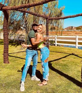 Jilly Anais feet photo thumbnail