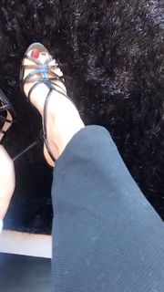Alaine Crissiê feet photo thumbnail