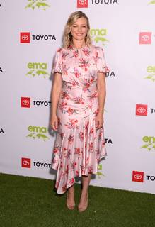 Amy Smart feet photo thumbnail