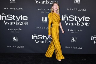 Ellen Pompeo feet photo thumbnail