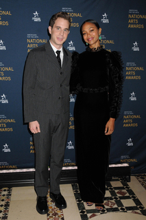 Zoe Saldana feet photo thumbnail