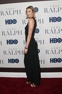 Karlie Kloss feet photo thumbnail