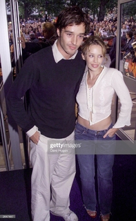 Kylie Minogue feet photo thumbnail