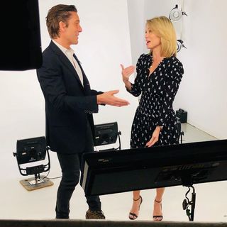 Amy Robach feet photo thumbnail