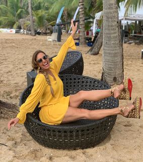 Lili Estefan feet photo thumbnail
