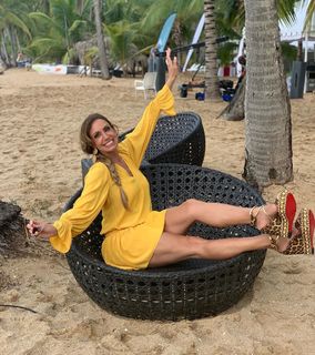 Lili Estefan feet photo thumbnail