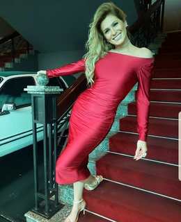 Lívia Andrade feet photo thumbnail