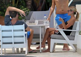 Kristin Cavallari feet photo thumbnail