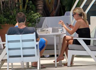 Kristin Cavallari feet photo thumbnail