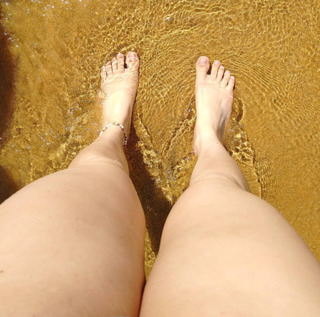 Isa Pes feet photo thumbnail