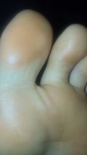 Alaine Crissiê feet photo thumbnail