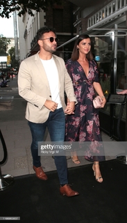 Lucy Mecklenburgh feet photo thumbnail