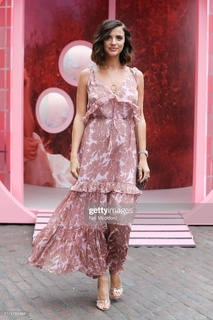 Lucy Mecklenburgh feet photo thumbnail