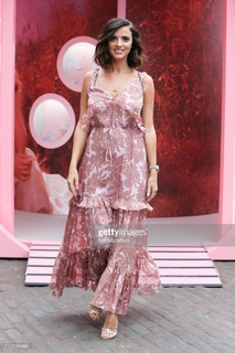 Lucy Mecklenburgh feet photo thumbnail