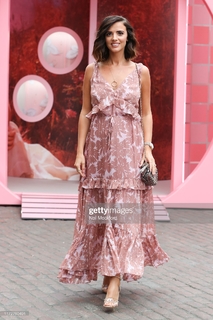 Lucy Mecklenburgh feet photo thumbnail