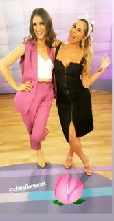 Lívia Andrade feet photo thumbnail