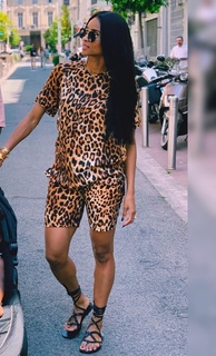 Ciara feet photo thumbnail