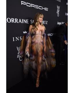 Heidi Klum feet photo thumbnail