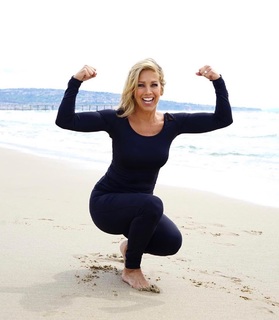 Denise Austin feet photo thumbnail