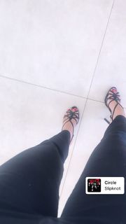 Alaine Crissiê feet photo thumbnail