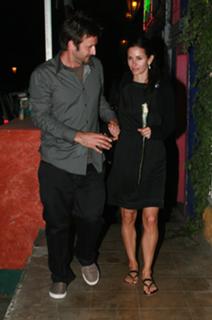 Courteney Cox feet photo thumbnail