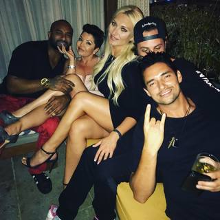 Brooke Hogan feet photo thumbnail