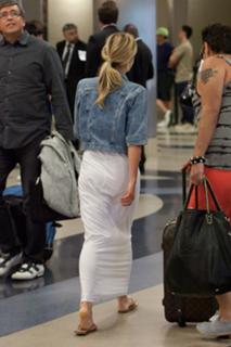 Kristin Cavallari feet photo thumbnail