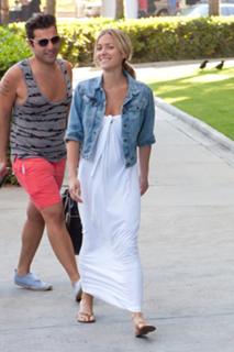 Kristin Cavallari feet photo thumbnail