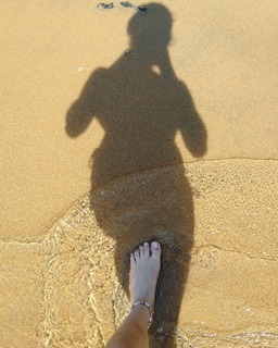 Isa Pes feet photo thumbnail